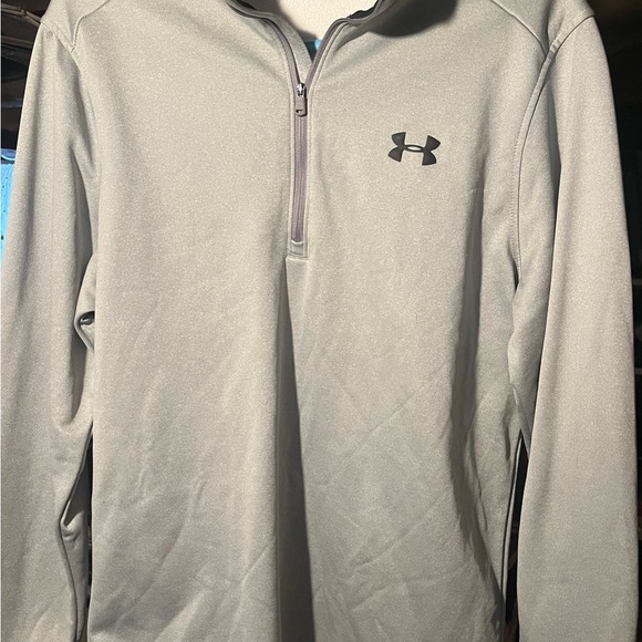 Under Armour Pullover - Picture 1 of 5